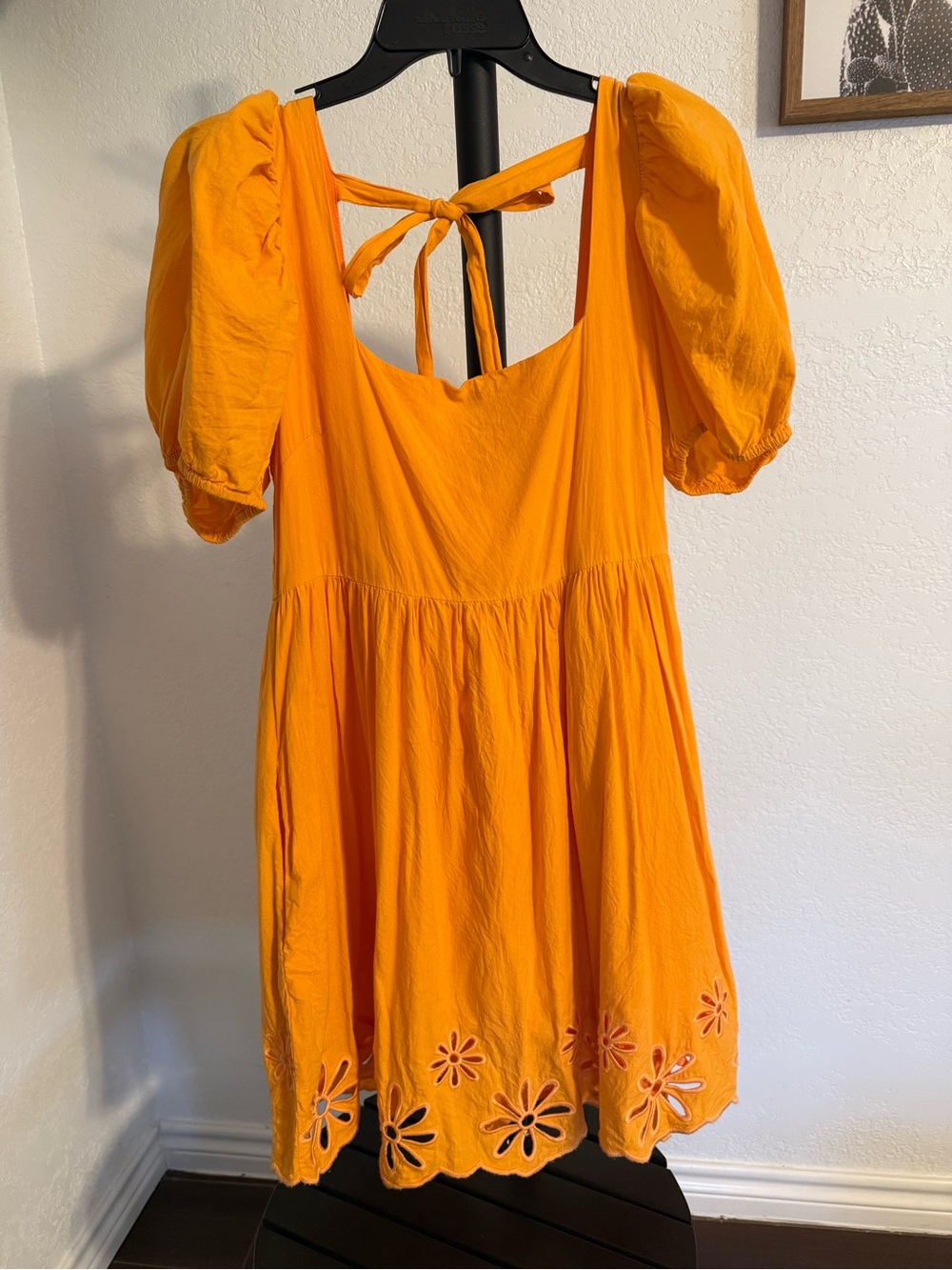 Jacqui E Bright Orange Puff-Sleeve Tie-Back Dress